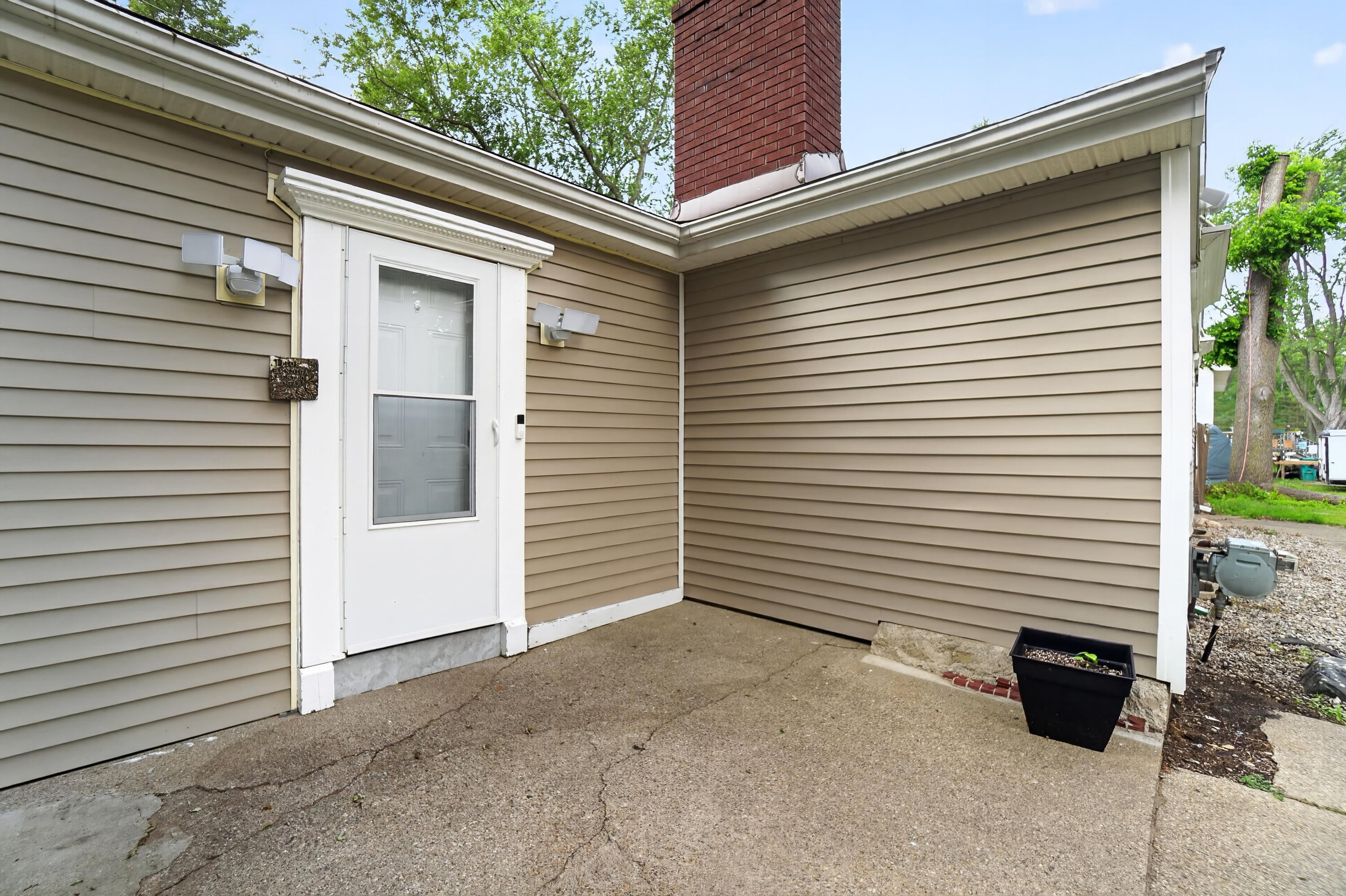 6140 Pinckney Road