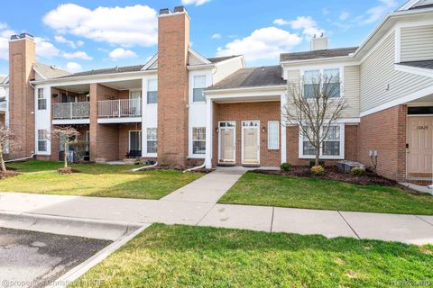 16832 Glenmoor Boulevard Macomb Township MI 48044