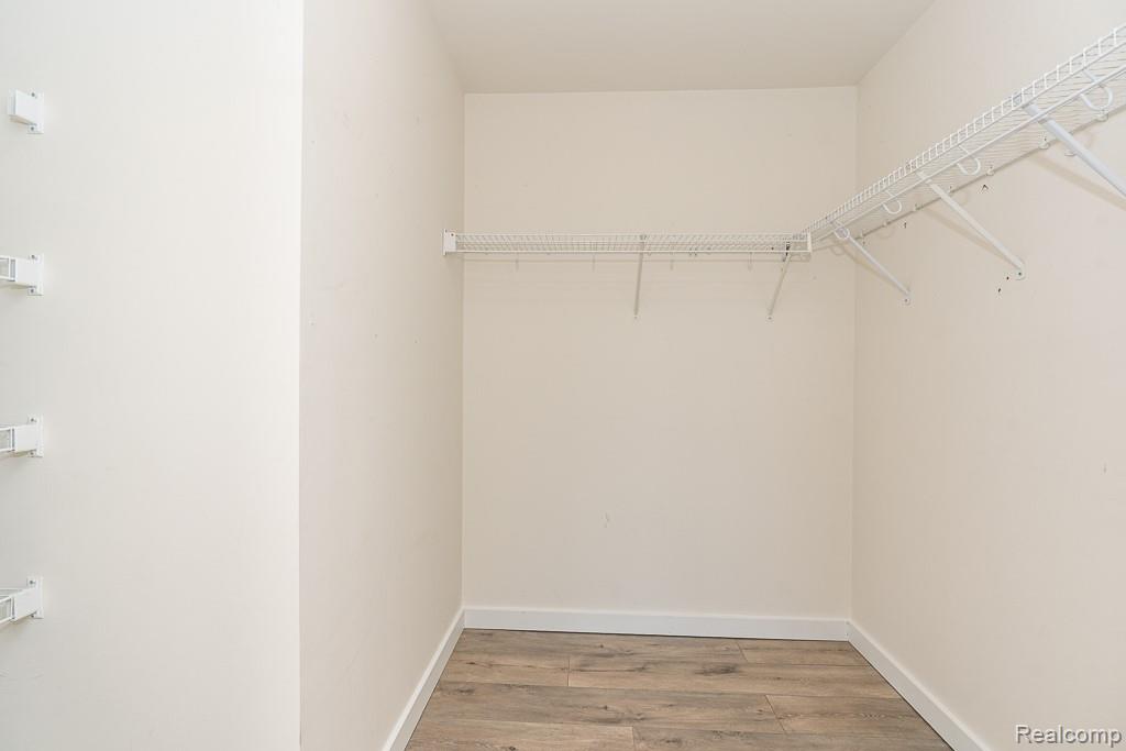 New Baltimore City, Michigan 48051, United States, 2 Bedrooms Bedrooms, ,2 BathroomsBathrooms,Residential,Pending,189748