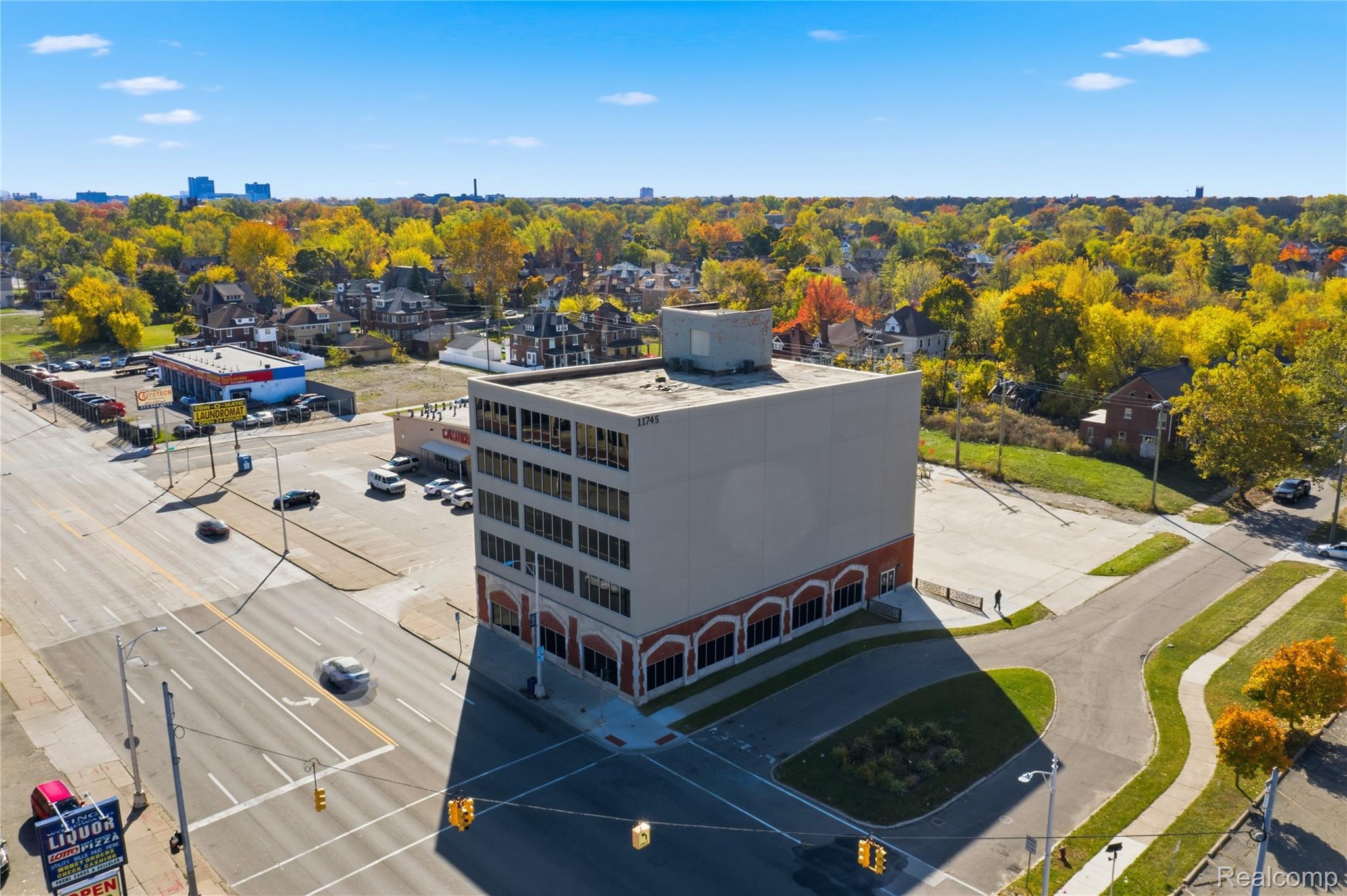 11745 Woodward Avenue