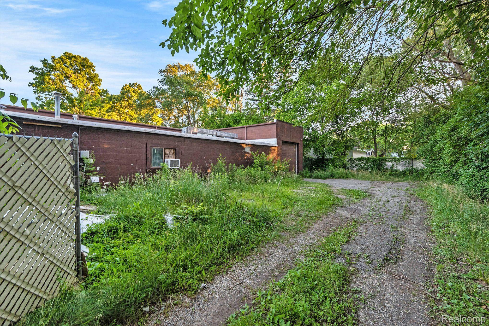 Flushing, Michigan 48433, United States, ,Commercial,Active,57614