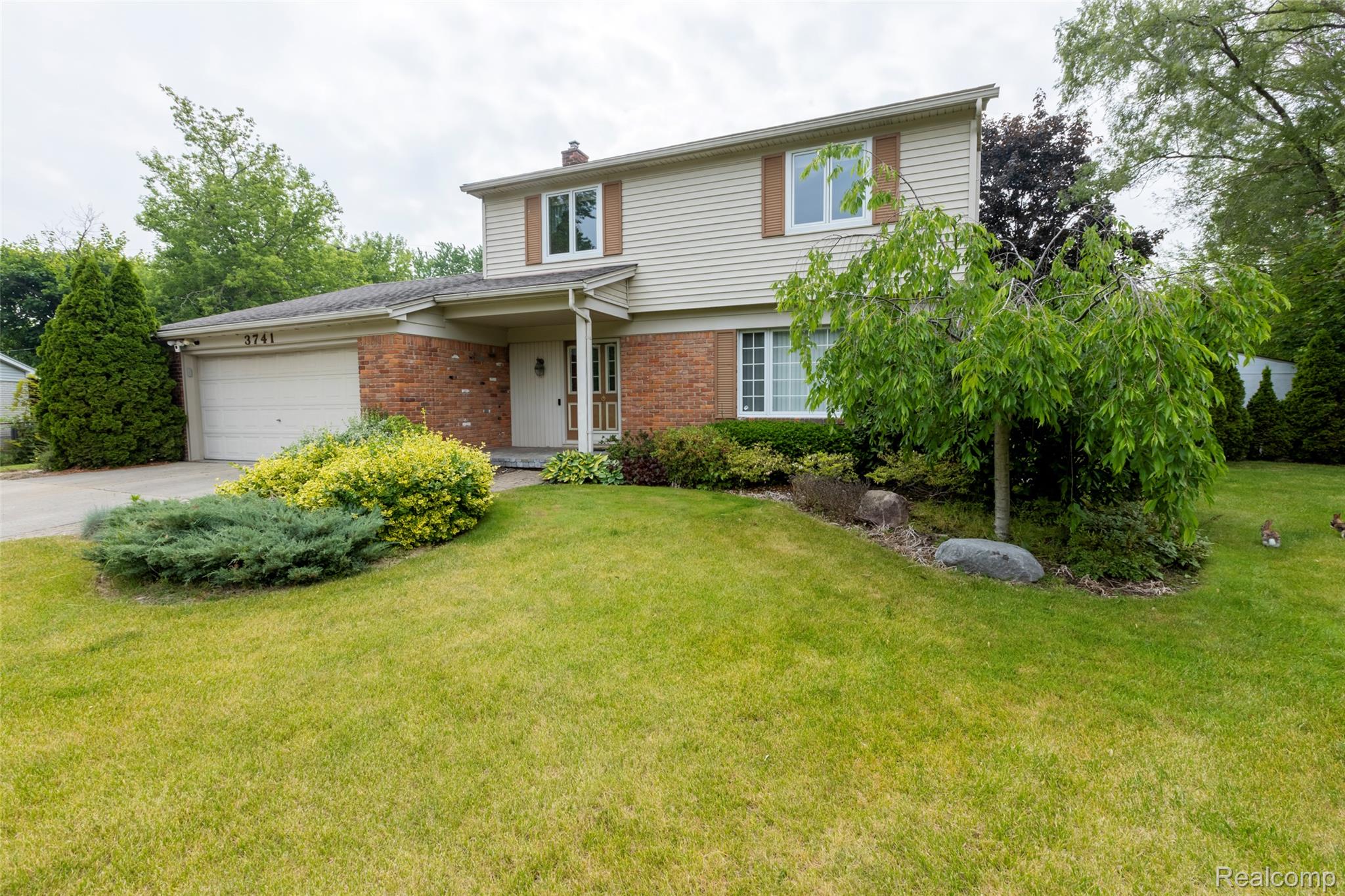 Waterford Charter Township, Michigan 48329, United States, 3 Bedrooms Bedrooms, ,2 BathroomsBathrooms,Residential,Pending,149079