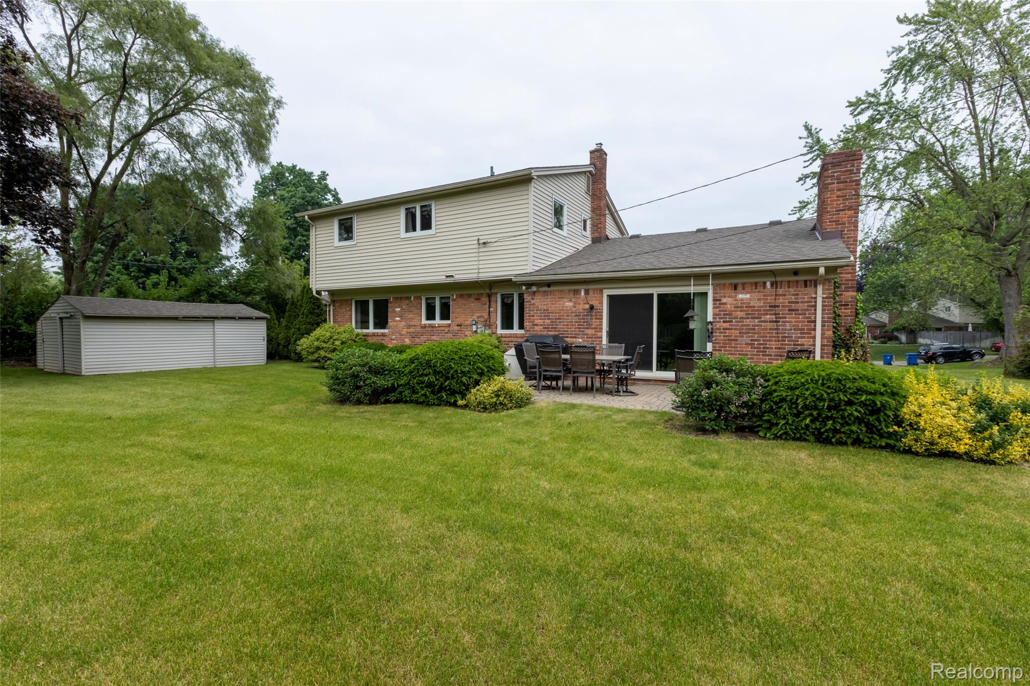 Waterford Charter Township, Michigan 48329, United States, 3 Bedrooms Bedrooms, ,2 BathroomsBathrooms,Residential,Pending,149079