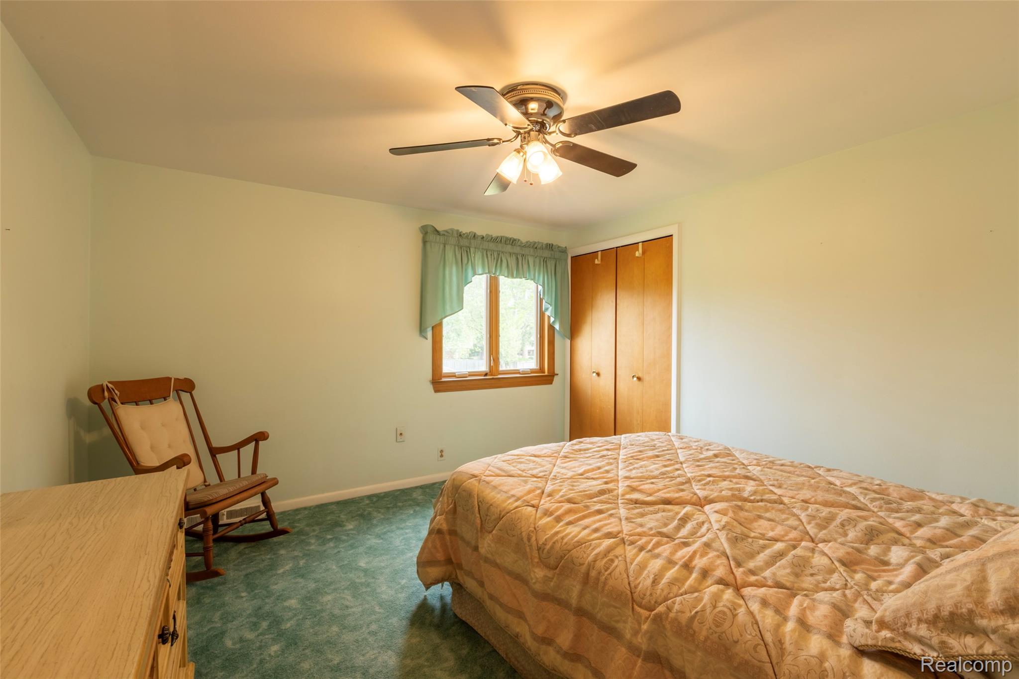 Waterford Charter Township, Michigan 48329, United States, 3 Bedrooms Bedrooms, ,2 BathroomsBathrooms,Residential,Pending,149079