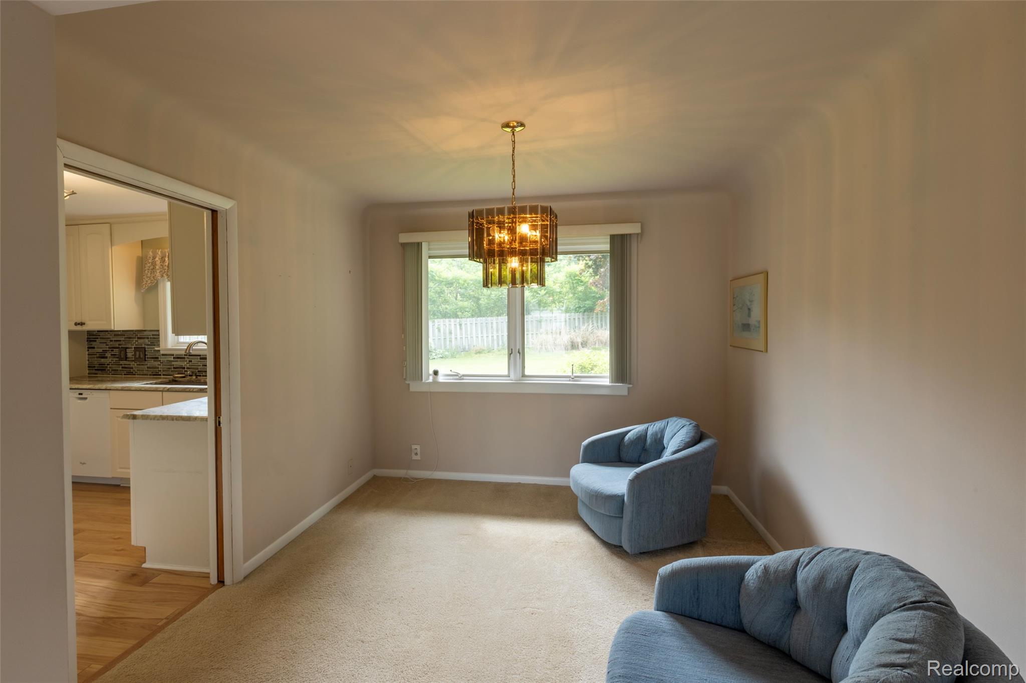 Waterford Charter Township, Michigan 48329, United States, 3 Bedrooms Bedrooms, ,2 BathroomsBathrooms,Residential,Pending,149079