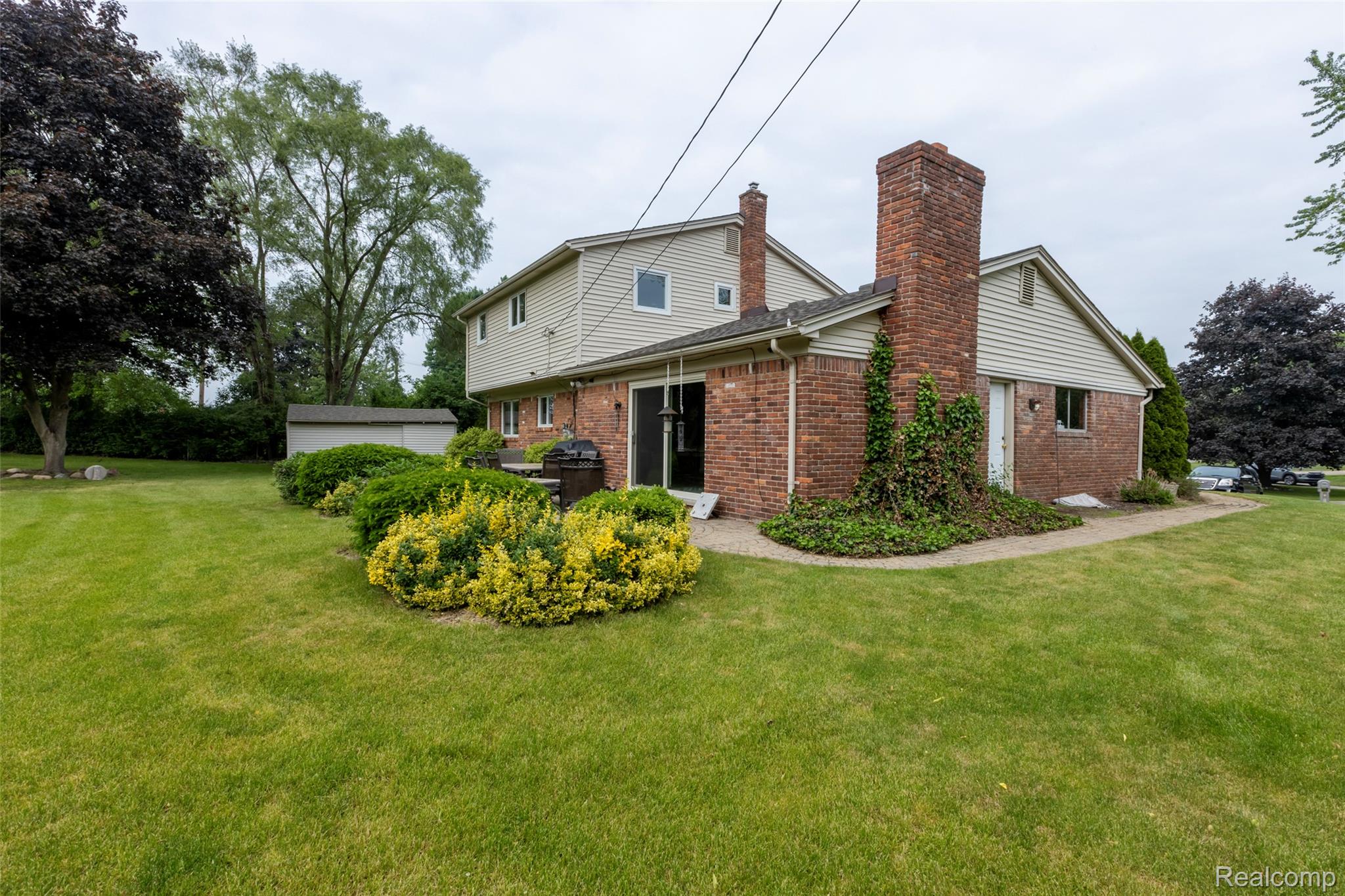 Waterford Charter Township, Michigan 48329, United States, 3 Bedrooms Bedrooms, ,2 BathroomsBathrooms,Residential,Pending,149079