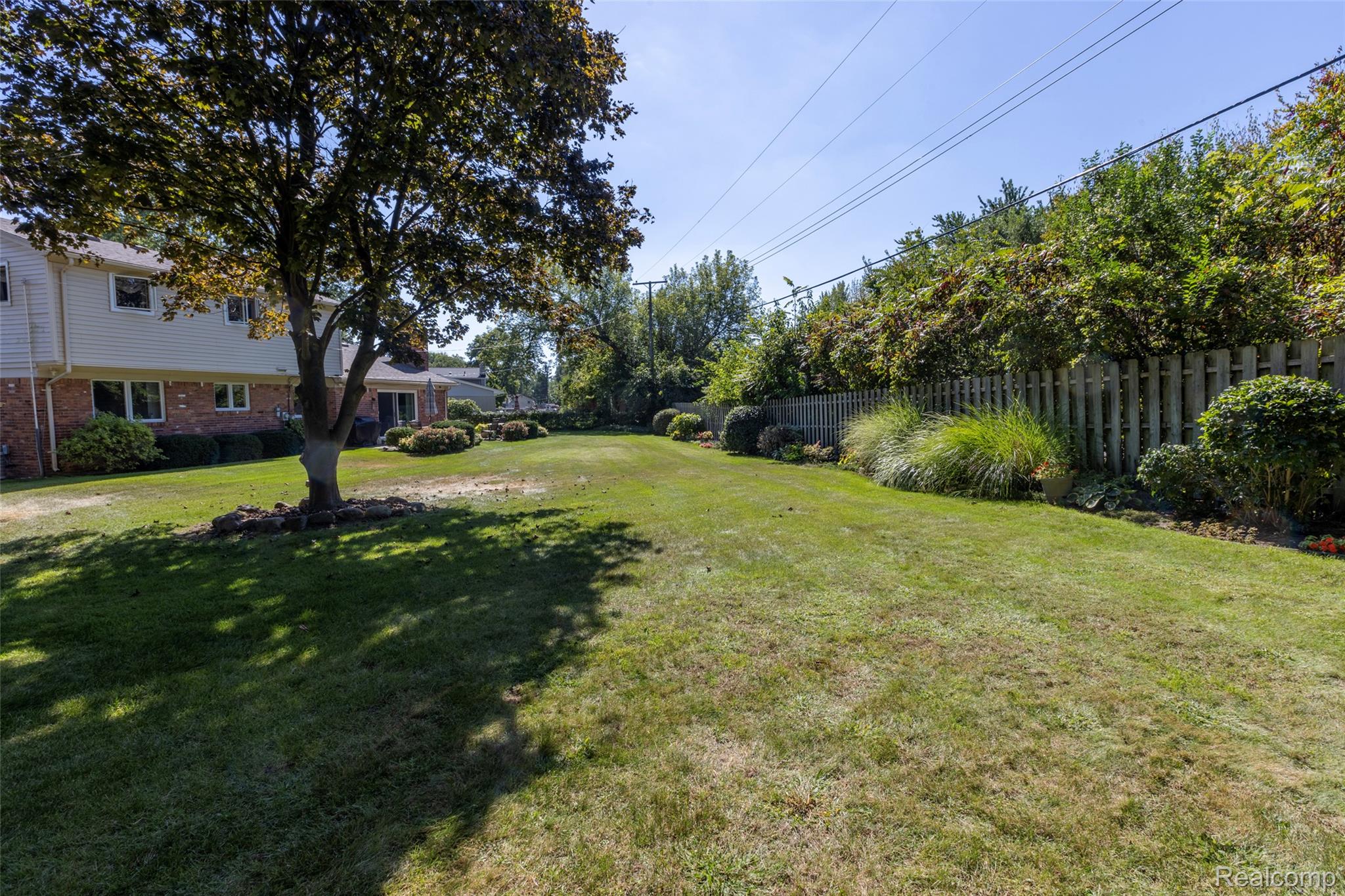 Waterford Charter Township, Michigan 48329, United States, 3 Bedrooms Bedrooms, ,2 BathroomsBathrooms,Residential,Pending,149079