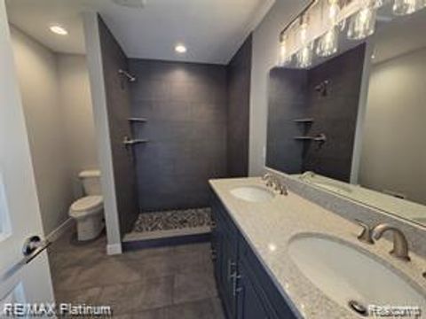 Tiny photo for 830 Oakwood Circle #33, Fenton City, MI 48430 (MLS # 20261016052)