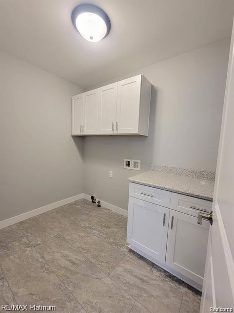 Tiny photo for 830 Oakwood Circle #33, Fenton City, MI 48430 (MLS # 20261016052)
