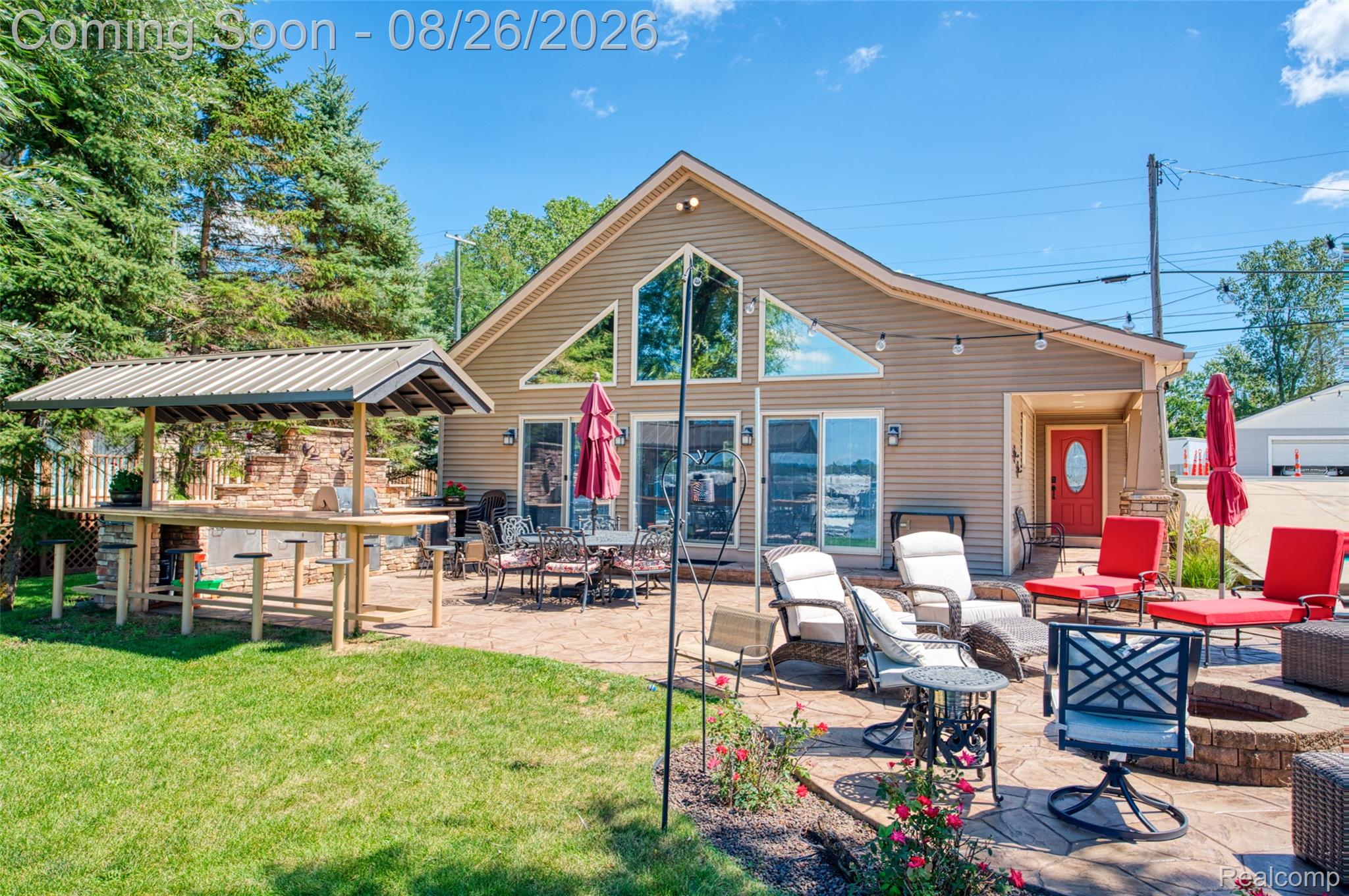 453 E Shore Drive