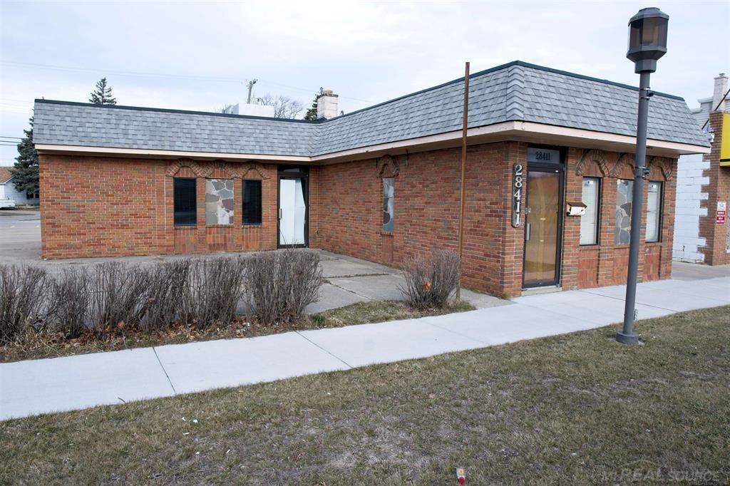 28419 Gratiot Avenue