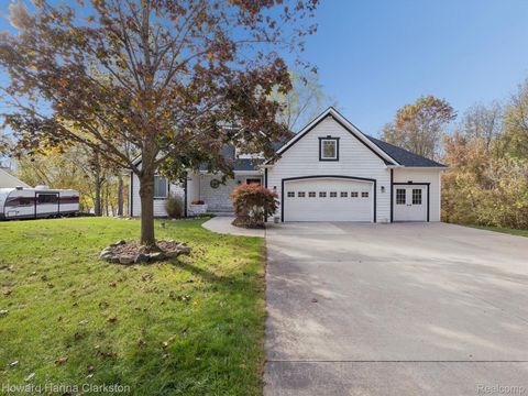 1688 Nelson Drive Lapeer City MI 48446