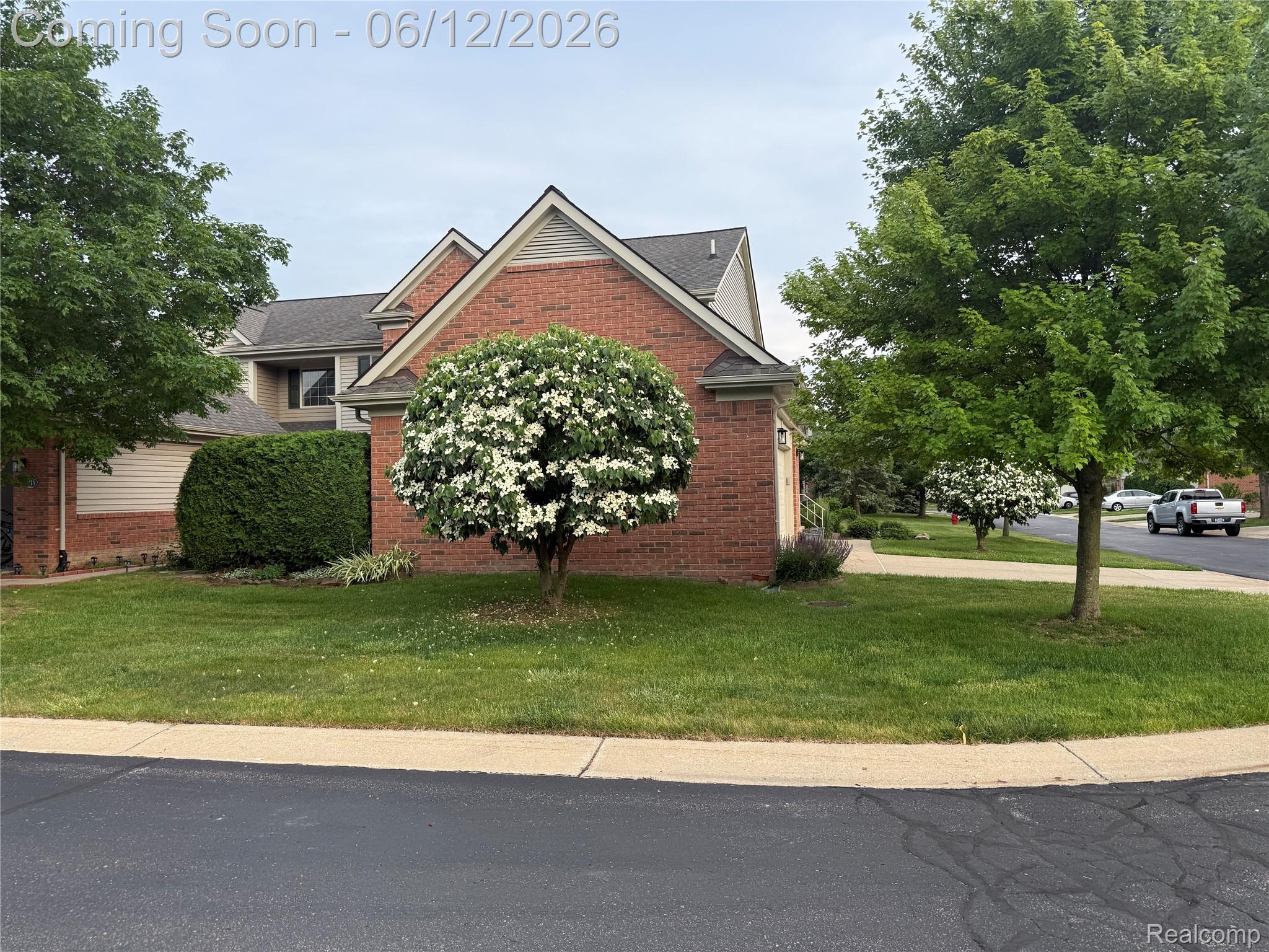 3721 Knightbridge Circle 44