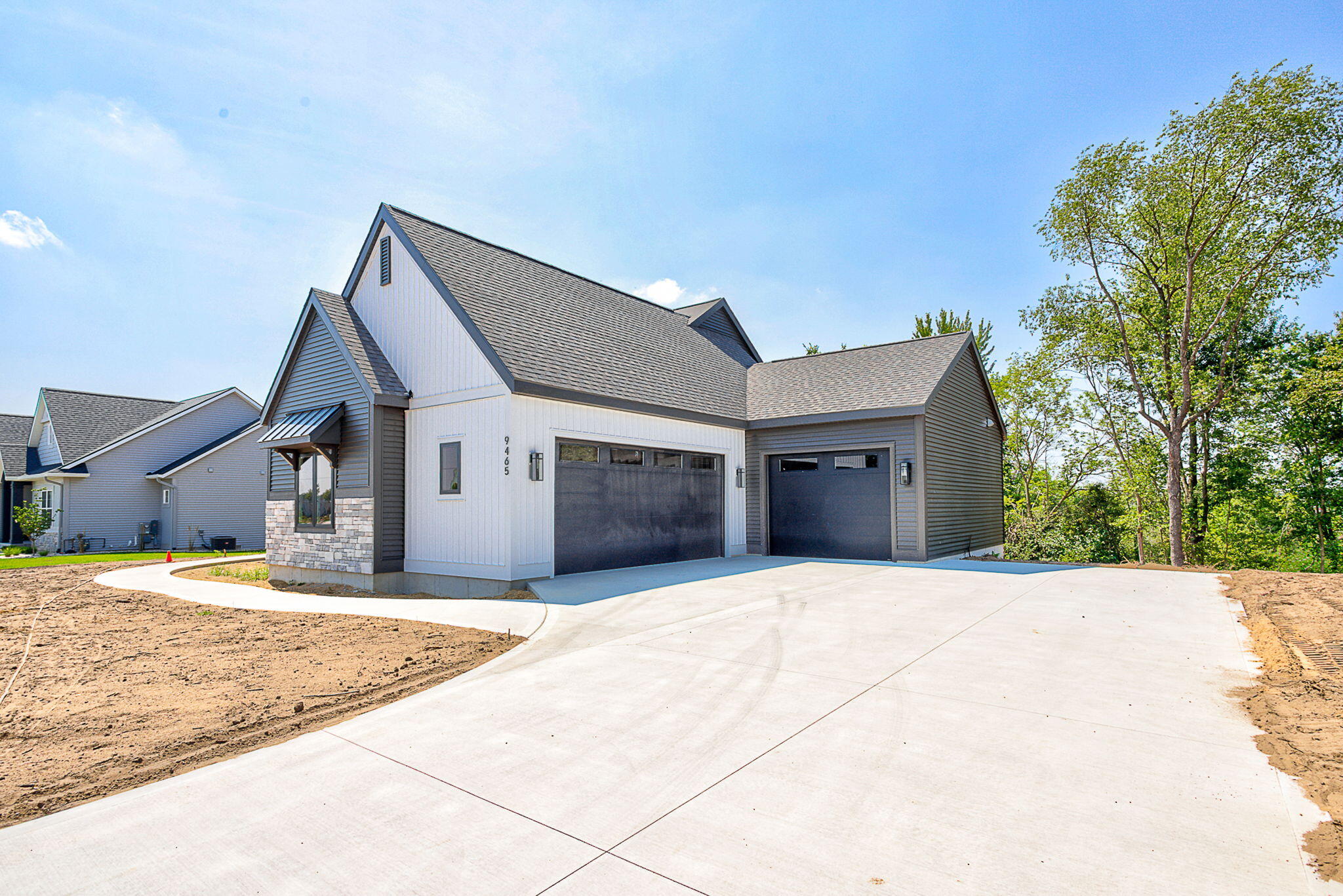9465 Bluff Ridge Drive