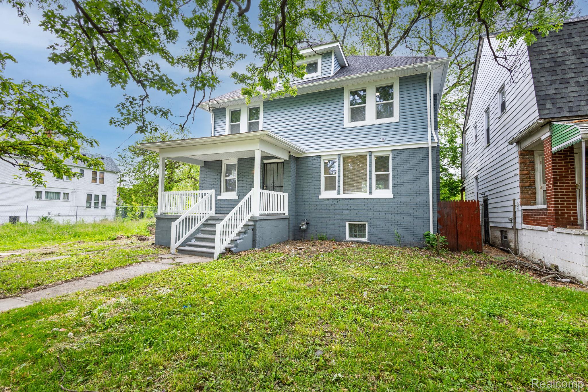 120 Woodland Street