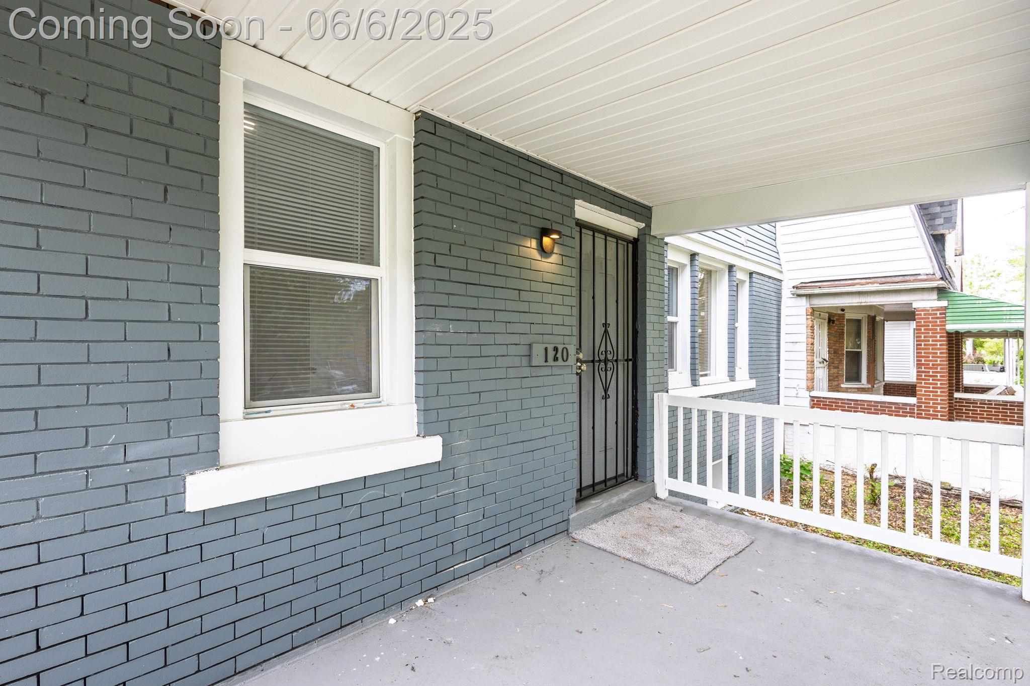 120 Woodland Street