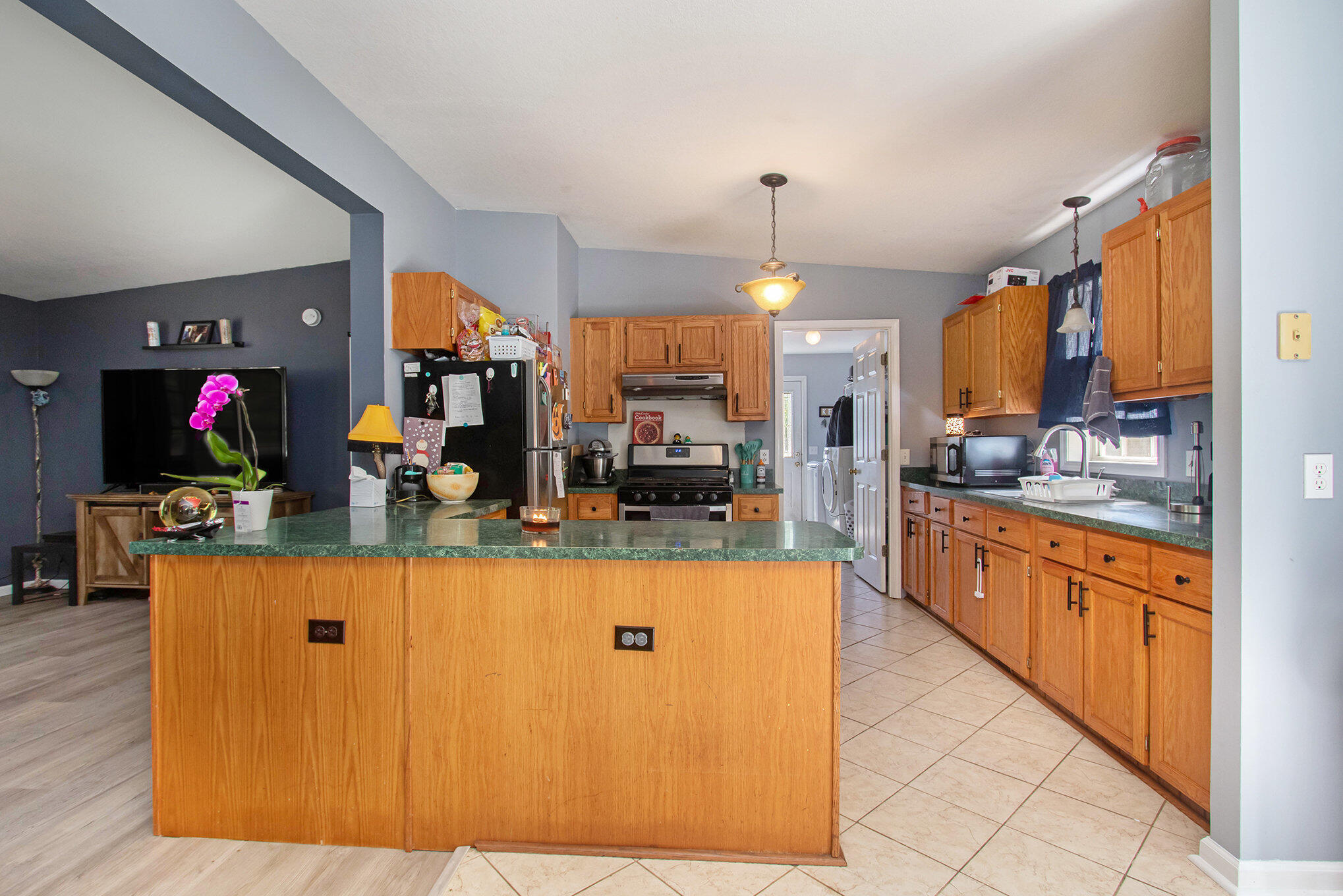 1417 Greenhouse Road