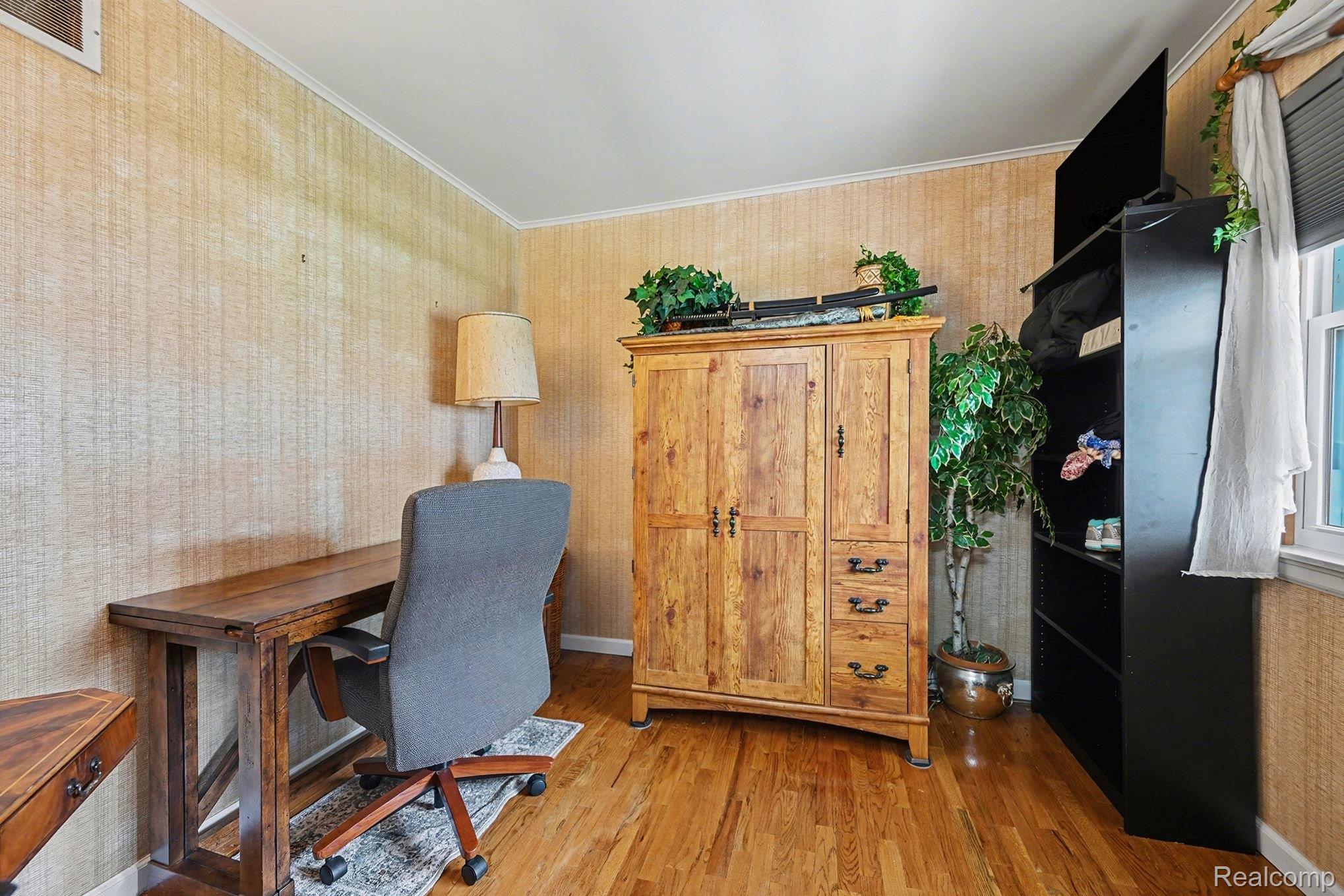 42942 Barchester Road