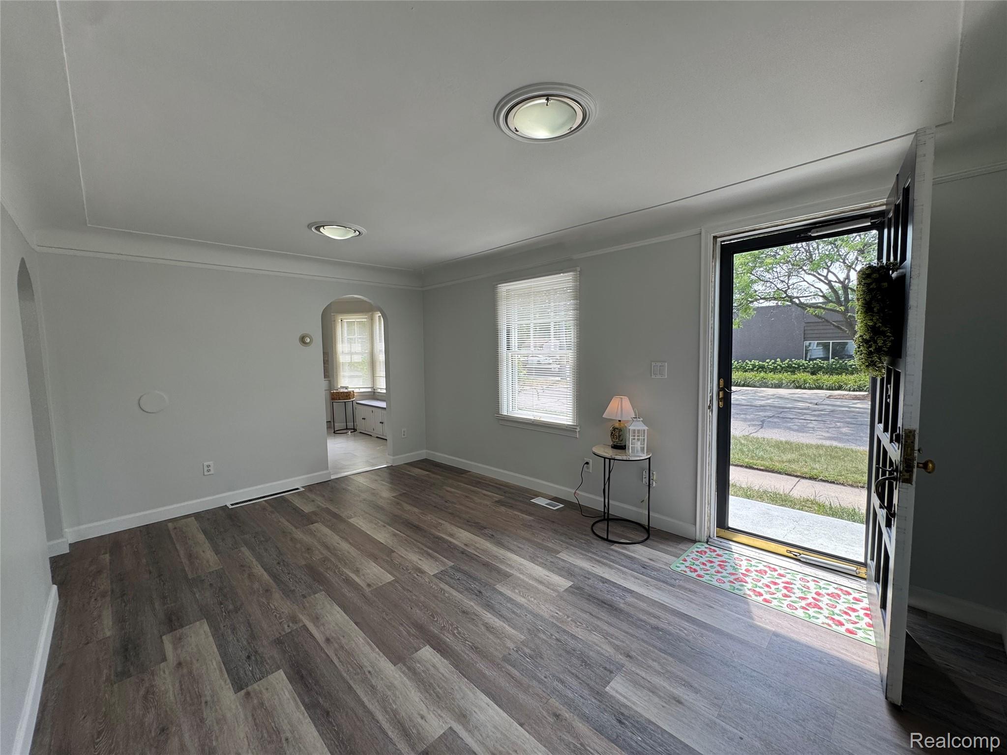 2452 Earlmont