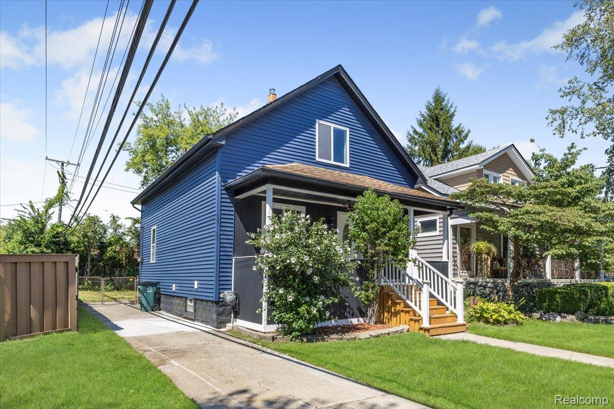 1761 Stanford Road
