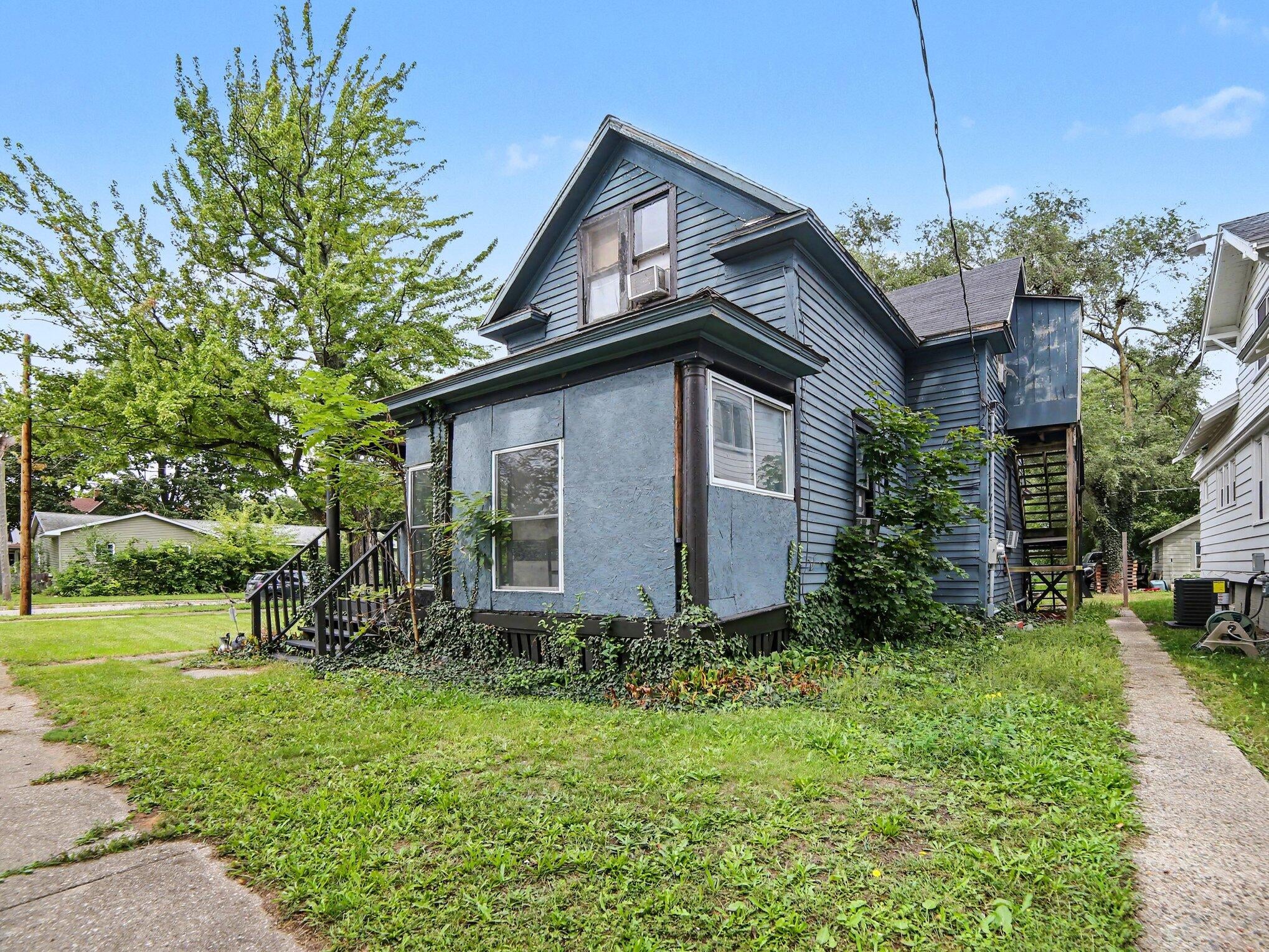 676 Catherine Avenue