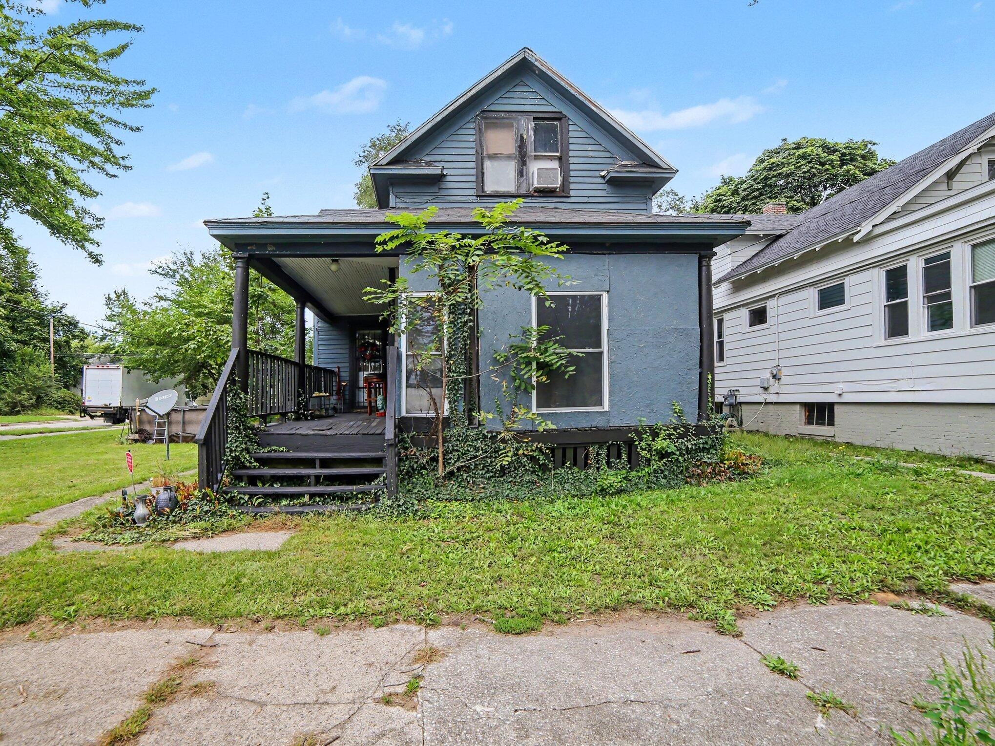 676 Catherine Avenue