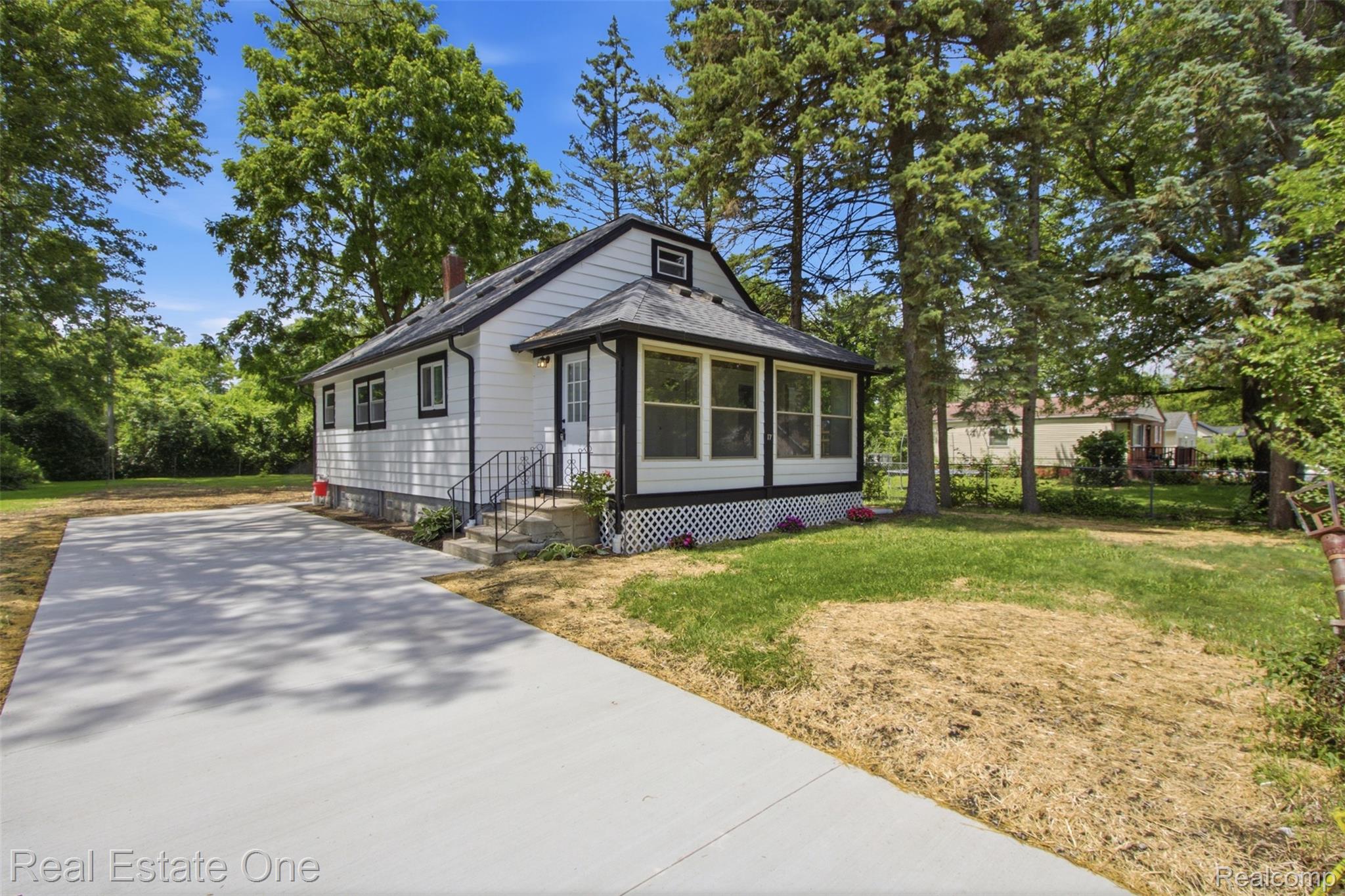 17 N Midland Drive