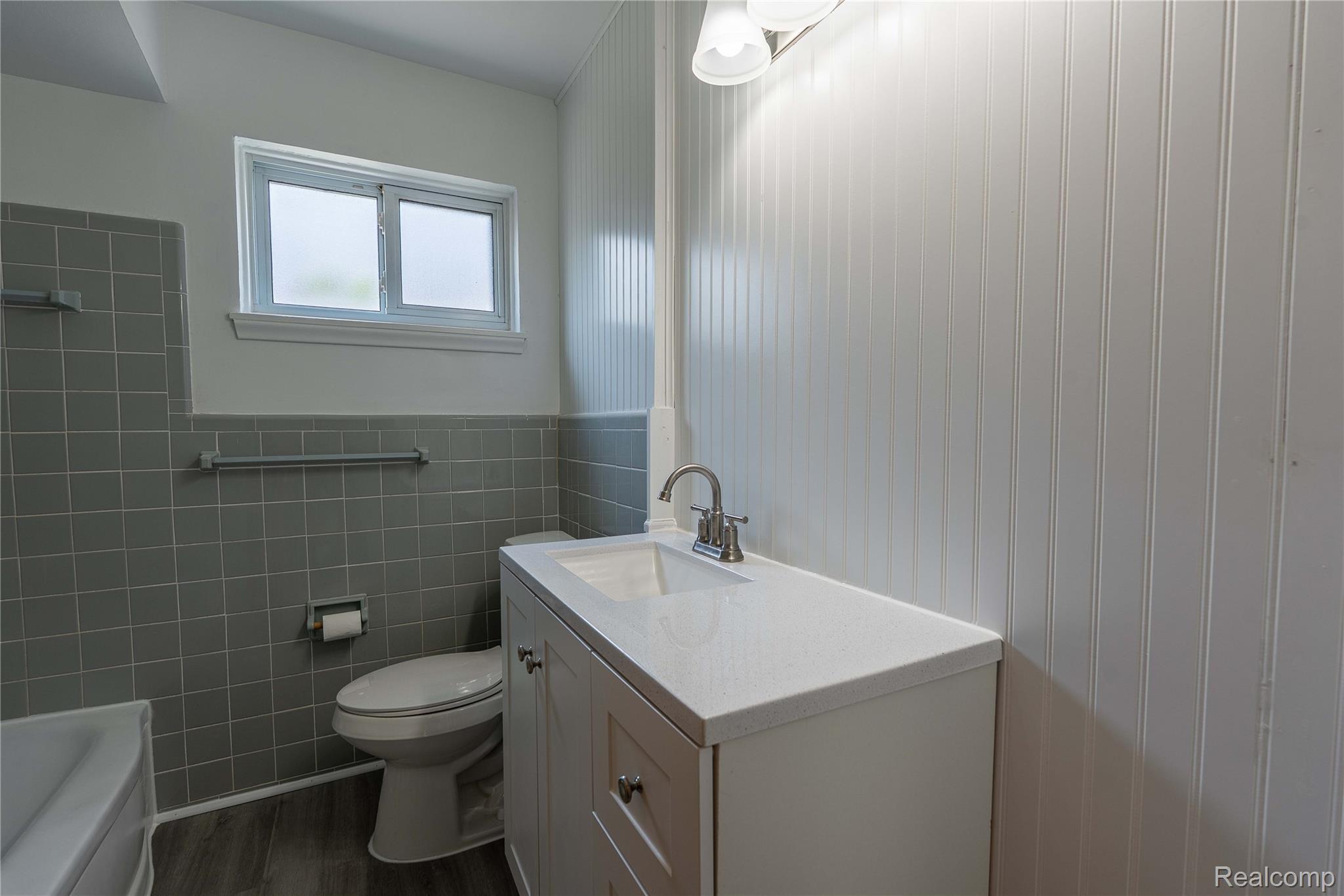 Westland City, Michigan 48185, United States, 3 Bedrooms Bedrooms, ,2 BathroomsBathrooms,Residential,Active,156938