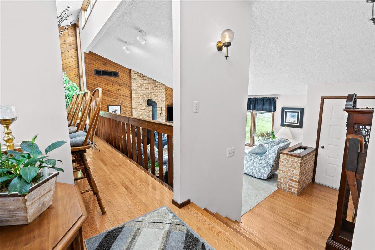 2725 Cooley Lake Road