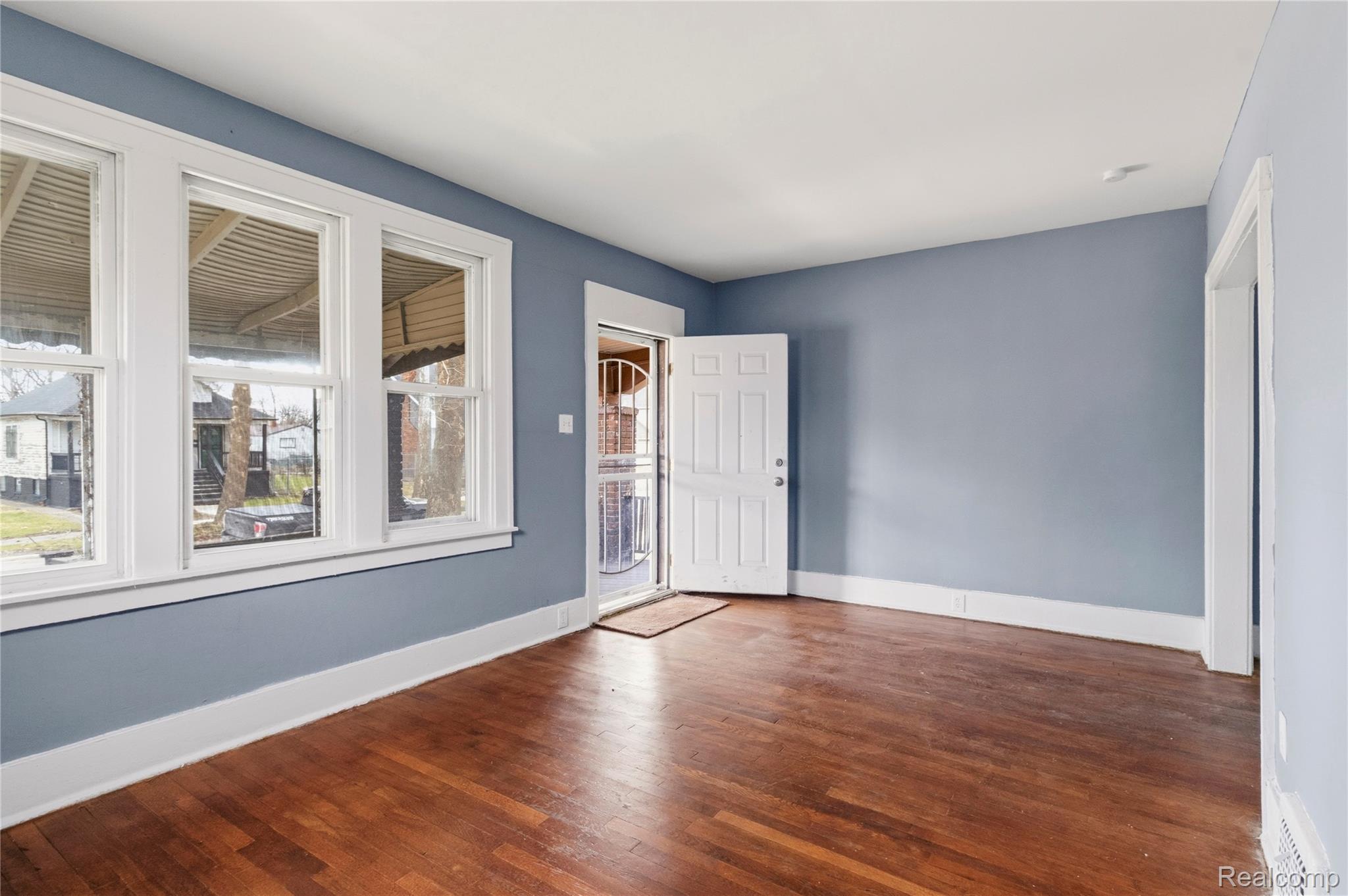 471 Kitchener Street