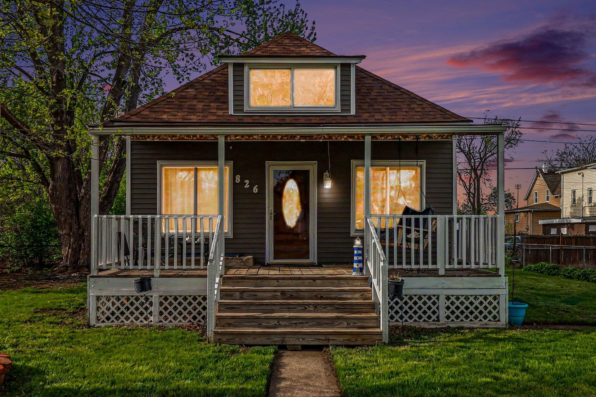 826 Orange Street