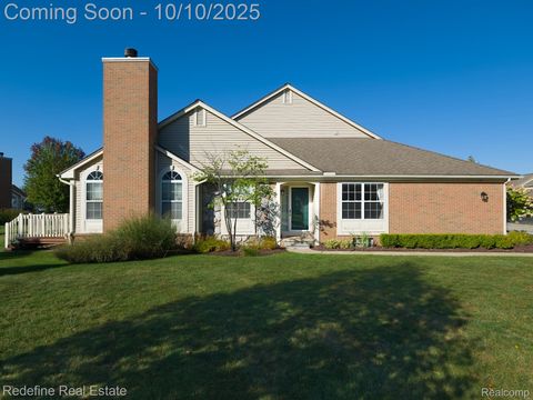 Photo of 46502 Killarney Circle, Canton Charter Township, MI 48188 (MLS # 20251042429)