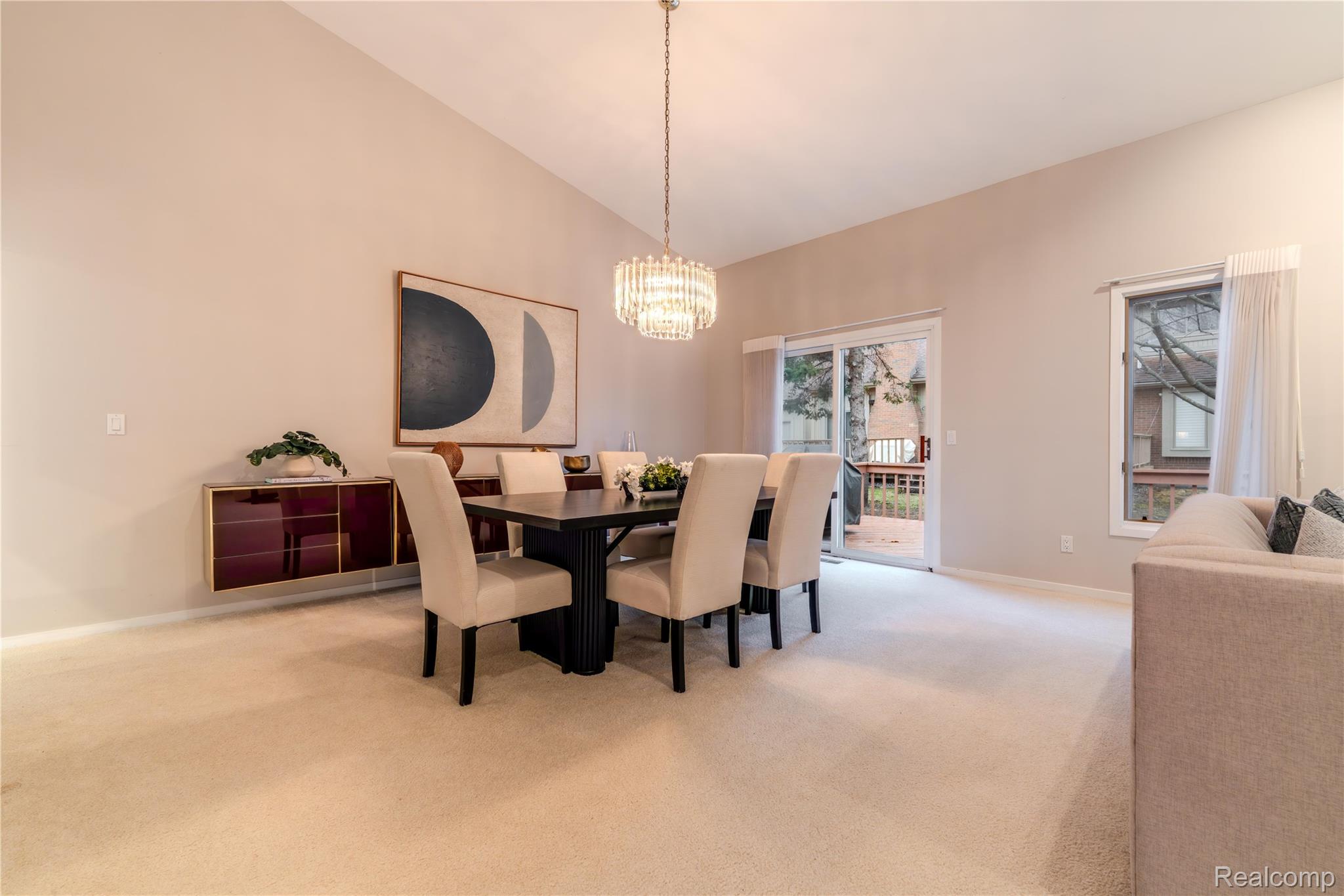 36713 Tanglewood Lane