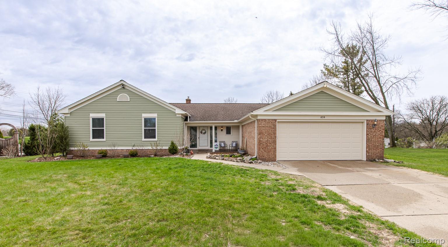 839 Spartan Drive