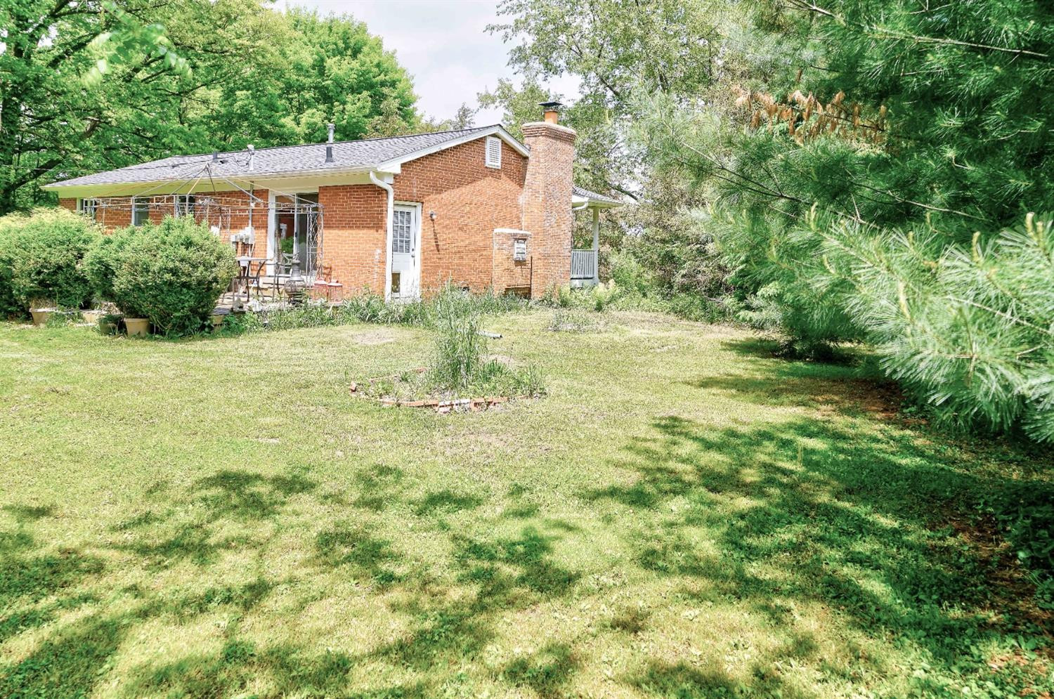8235 N Territorial Road