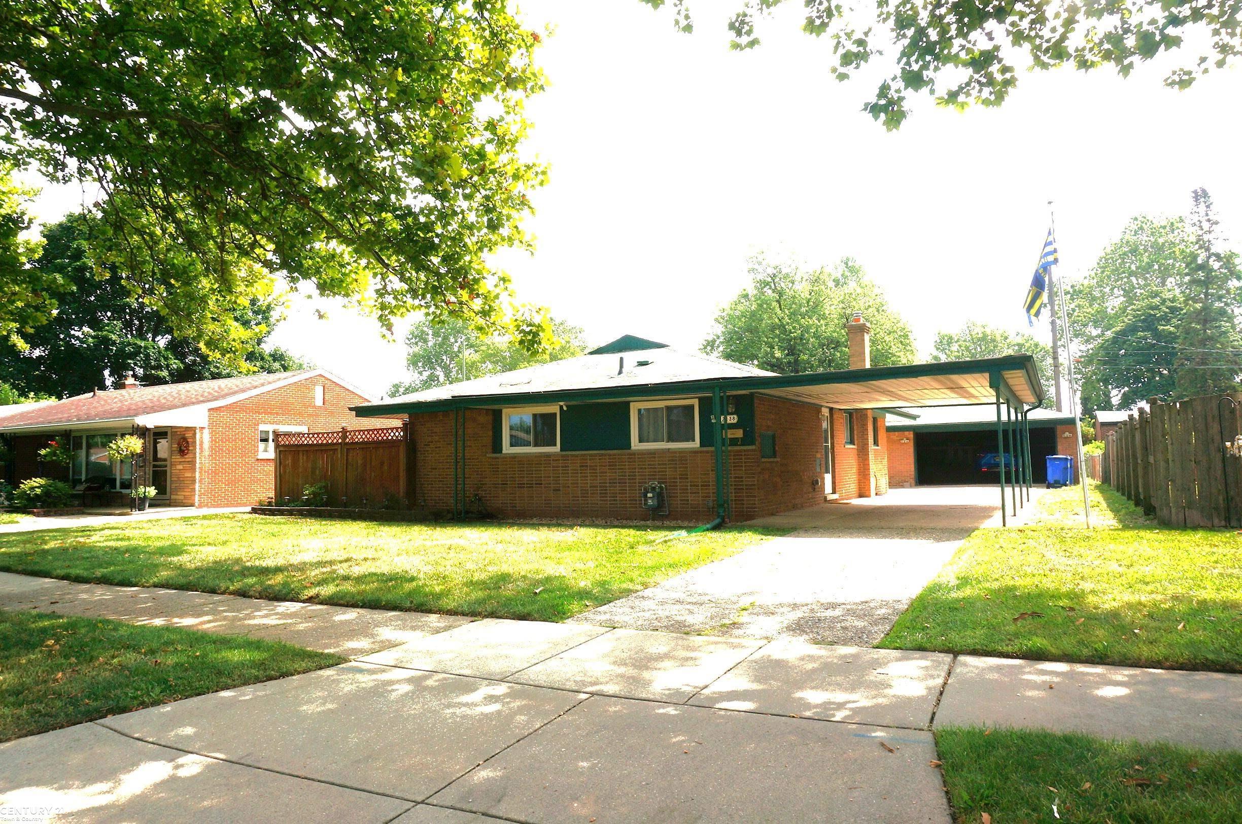 32138 Saint Annes Drive