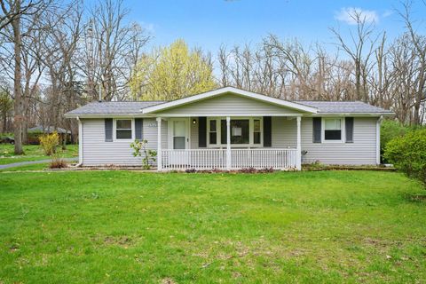 Photo of 1512 Mould Avenue, Niles Township, MI 49120 (MLS # 69026015397)