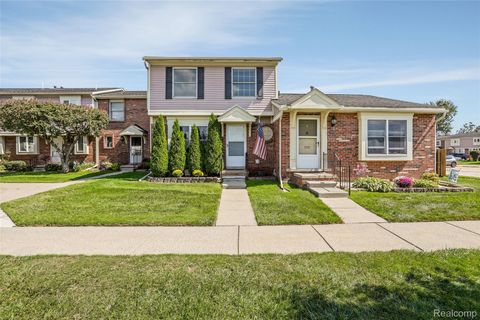 37218 Charter Oaks Blvd Clinton Charter Township MI 48036