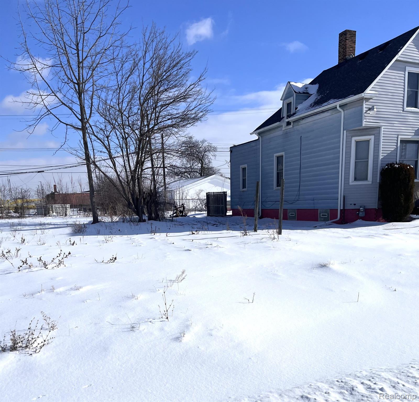 2140 Fairview Street