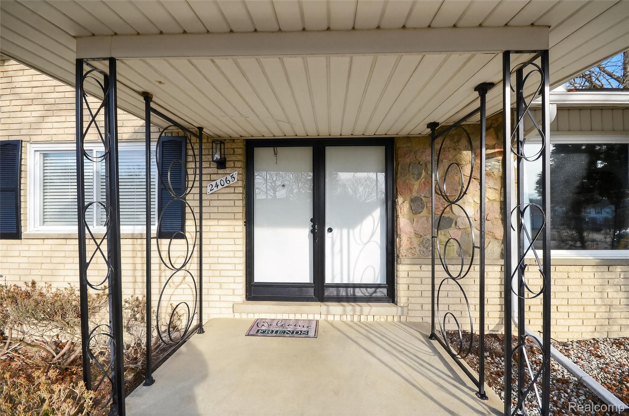 24065 Rockingham Street