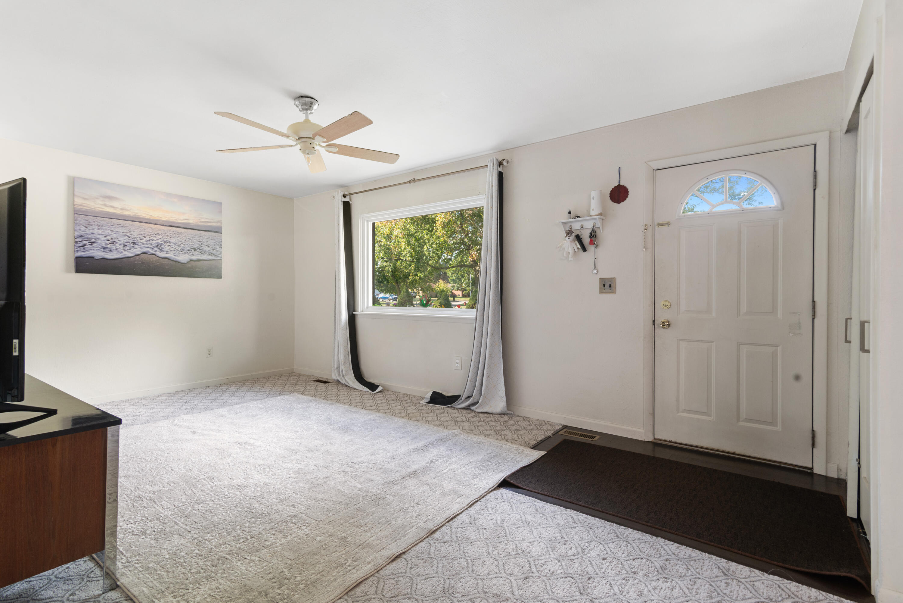 42107 Lincoln Street