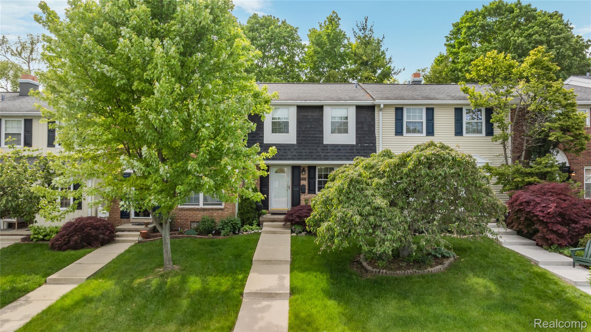 42683 Savoy Court