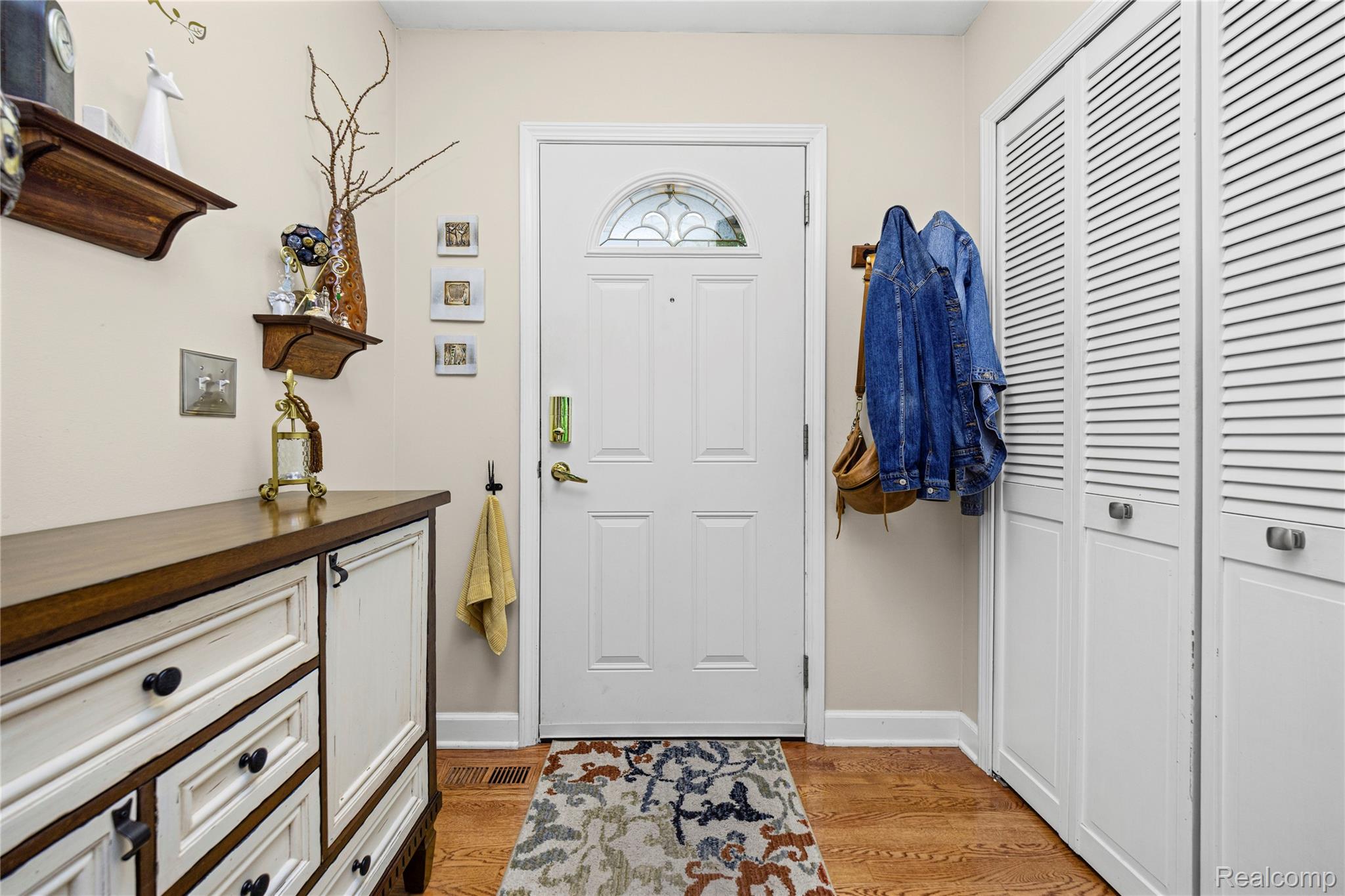 42683 Savoy Court