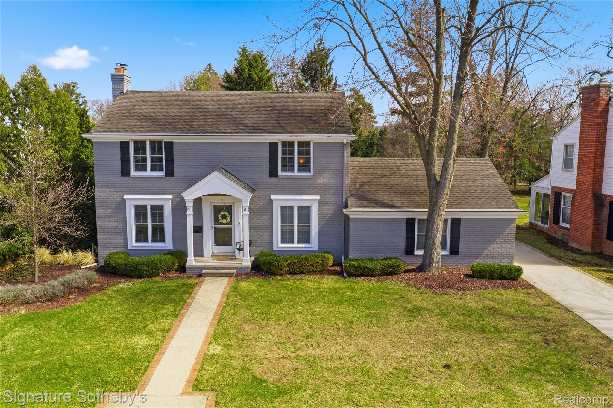186 Westwood Drive