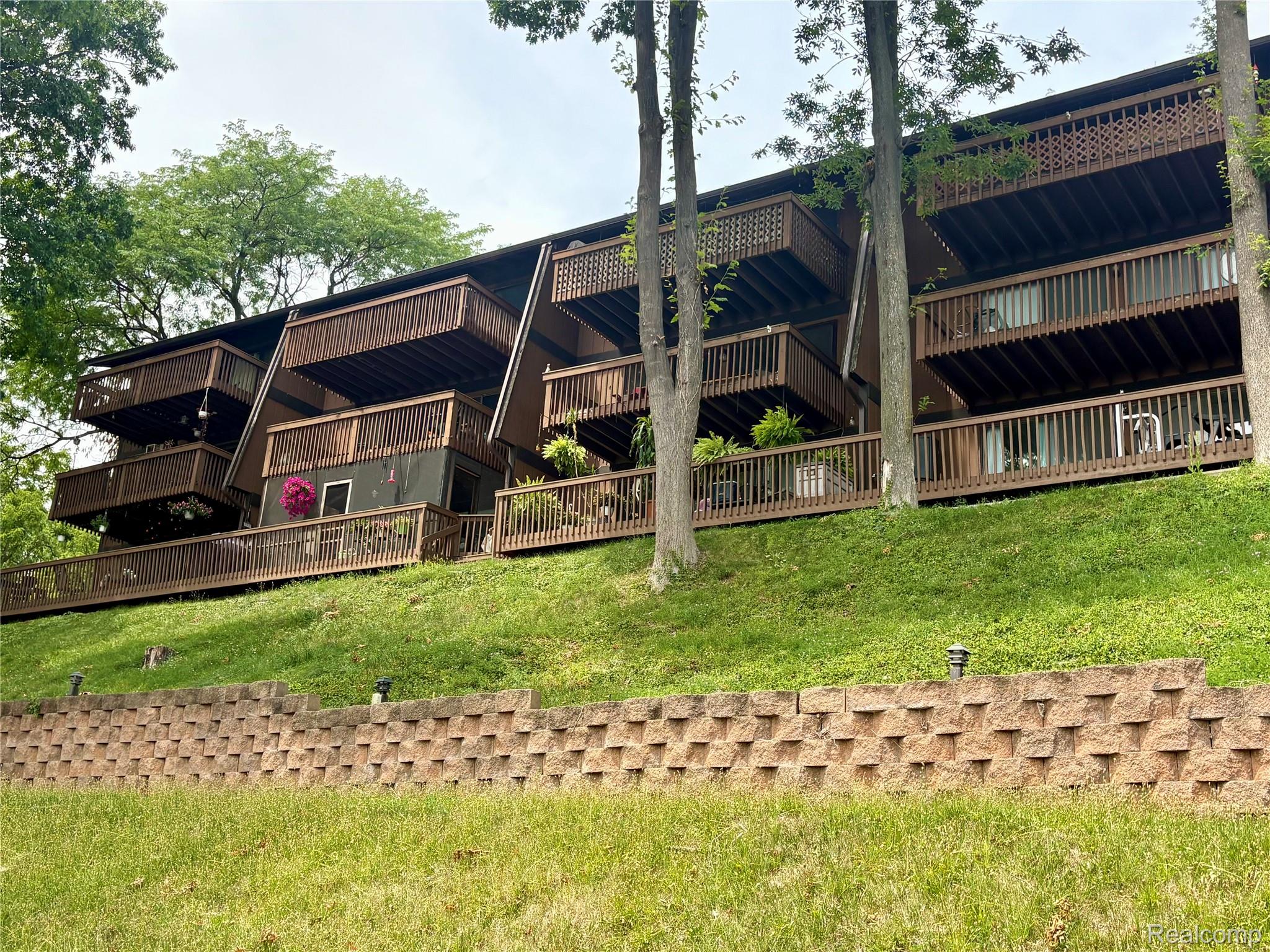 1736 Grove Road 102