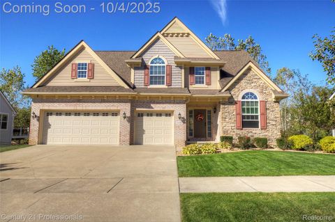 Photo of 1331 Yosemite Valley Drive, Milford Charter Township, MI 48381 (MLS # 20251038443)