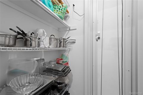 Tiny photo for 18325 Glastonbury Drive, Livonia City, MI 48152 (MLS # 20261002263)