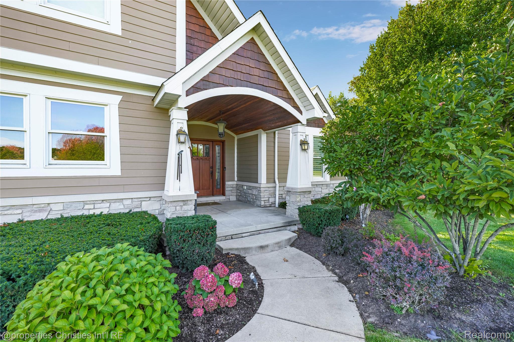 1010 Riverside Street