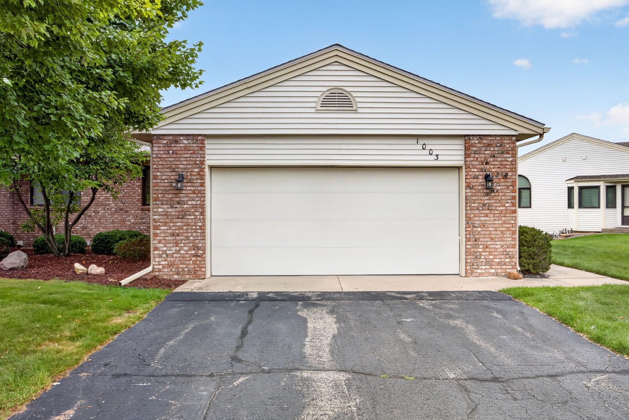 1003 Bayou Drive SW