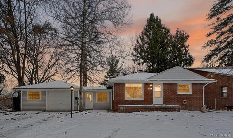 1601 Helen Street Inkster City MI 48141